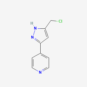 molecular formula C9H8ClN3 B1466785 4-(5-(chloromethyl)-1H-pyrazol-3-yl)pyridine CAS No. 865650-78-8