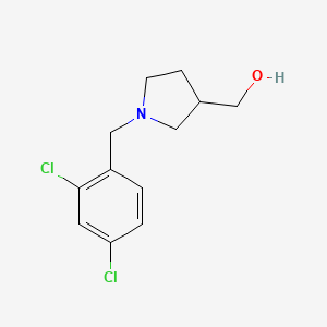 molecular formula C12H15Cl2NO B1467100 {1-[(2,4-Dichlorophenyl)methyl]pyrrolidin-3-yl}methanol CAS No. 1247775-63-8