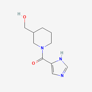 molecular formula C10H15N3O2 B1467131 (3-(hydroxymethyl)piperidin-1-yl)(1H-imidazol-5-yl)methanone CAS No. 1495631-75-8
