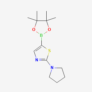 molecular formula C13H21BN2O2S B1467673 2-(吡咯烷-1-基)噻唑-5-基硼酸频哪酯 CAS No. 1595285-01-0