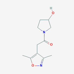 2-(3,5-Dimethylisoxazol-4-yl)-1-(3-hydroxypyrrolidin-1-yl)ethan-1-one