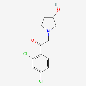 molecular formula C12H13Cl2NO2 B1468654 1-(2,4-Dichlorophenyl)-2-(3-hydroxypyrrolidin-1-yl)ethan-1-one CAS No. 1498199-25-9