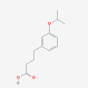 molecular formula C13H18O3 B1469233 4-(3-Isopropoxyphenyl)-butyric acid CAS No. 1340145-54-1