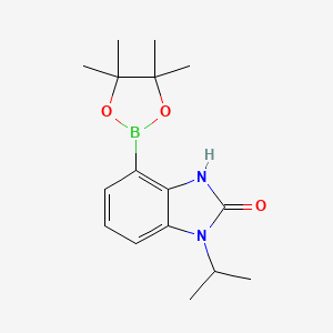 B1469431 1-Isopropyl-4-(4,4,5,5-tetramethyl-[1,3,2]dioxaborolan-2-yl)-1,3-dihydrobenzoimidazol-2-one CAS No. 1373872-21-9