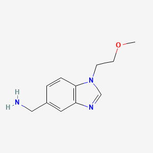 molecular formula C11H15N3O B1470205 (1-(2-methoxyethyl)-1H-benzo[d]imidazol-5-yl)methanamine CAS No. 1267313-56-3