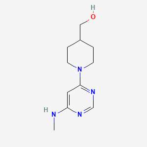 molecular formula C11H18N4O B1470599 (1-(6-(Methylamino)pyrimidin-4-yl)piperidin-4-yl)methanol CAS No. 1526949-80-3