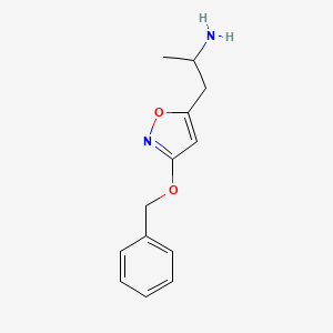 molecular formula C13H16N2O2 B1470919 {2-[3-(苄氧基)异噁唑-5-基]-1-甲基乙基}胺 CAS No. 1447963-60-1