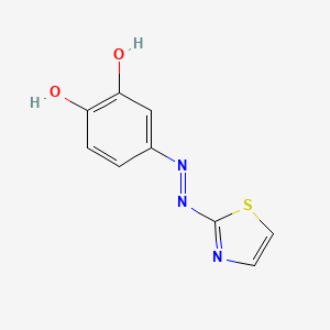 4-[2-(1,3-Thiazol-2-yl)hydrazinyl]cyclohexa-3,5-diene-1,2-dione