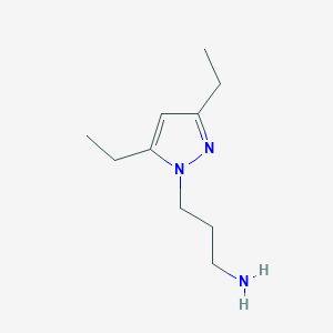 molecular formula C10H19N3 B1471903 3-(3,5-diethyl-1H-pyrazol-1-yl)propan-1-amine CAS No. 1552039-96-9