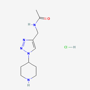 molecular formula C10H18ClN5O B1472058 N-{[1-(Piperidin-4-yl)-1H-1,2,3-triazol-4-yl]methyl}acetamide hydrochloride CAS No. 1779123-78-2