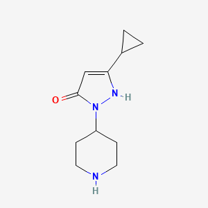 molecular formula C11H17N3O B1472375 3-cyclopropyl-1-(piperidin-4-yl)-1H-pyrazol-5-ol CAS No. 1522675-72-4