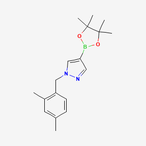 molecular formula C18H25BN2O2 B1472673 1-(2,4-二甲基苄基)-4-(4,4,5,5-四甲基-1,3,2-二氧杂硼环-2-基)-1H-吡唑 CAS No. 1604036-90-9