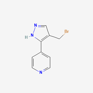 molecular formula C9H8BrN3 B1472787 4-(4-(ブロモメチル)-1H-ピラゾール-3-イル)ピリジン CAS No. 2090609-42-8