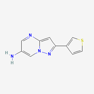molecular formula C10H8N4S B1472817 2-(Thiophen-3-yl)pyrazolo[1,5-a]pyrimidin-6-amine CAS No. 2097962-70-2