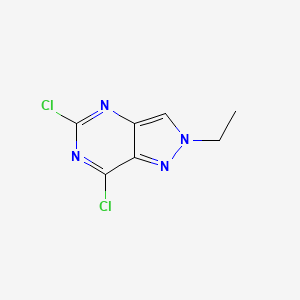 molecular formula C7H6Cl2N4 B1472940 5,7-dichloro-2-ethyl-2H-pyrazolo[4,3-d]pyrimidine CAS No. 1357087-31-0