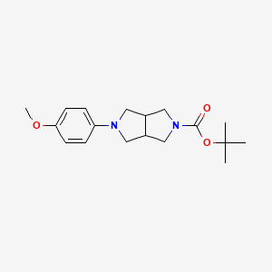 molecular formula C18H26N2O3 B1473115 叔丁基 5-(4-甲氧基苯基)六氢吡咯并[3,4-c]吡咯-2(1H)-羧酸酯 CAS No. 2098005-00-4