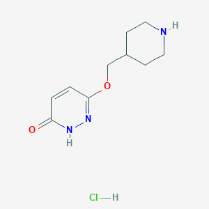 molecular formula C10H16ClN3O2 B1473275 6-(piperidin-4-ylmethoxy)pyridazin-3(2H)-one hydrochloride CAS No. 1426290-33-6