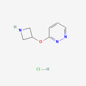 molecular formula C7H10ClN3O B1473382 盐酸3-(氮杂环丁-3-氧基)哒嗪 CAS No. 2097985-77-6