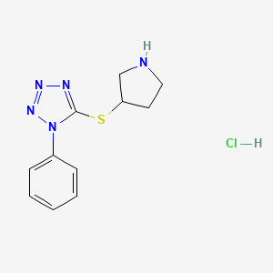 molecular formula C11H14ClN5S B1473459 1-phenyl-5-(pyrrolidin-3-ylsulfanyl)-1H-1,2,3,4-tetrazole hydrochloride CAS No. 1864063-35-3