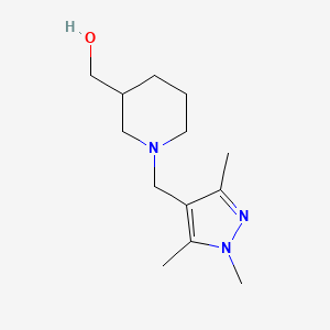 molecular formula C13H23N3O B1474098 (1-((1,3,5-三甲基-1H-吡唑-4-基)甲基)哌啶-3-基)甲醇 CAS No. 2072233-10-2