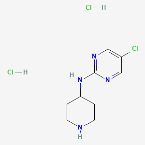 molecular formula C9H15Cl3N4 B1474180 Dihydrochlorure de 5-chloro-N-(pipéridin-4-yl)pyrimidin-2-amine CAS No. 2097954-27-1