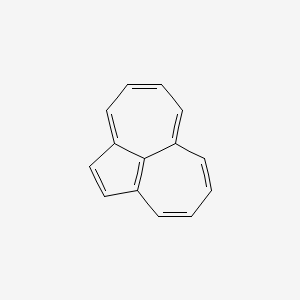 Cyclopenta(ef)heptalene