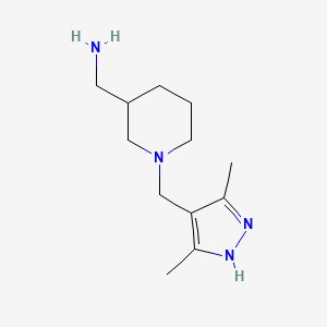 molecular formula C12H22N4 B1475692 (1-((3,5-dimethyl-1H-pyrazol-4-yl)methyl)piperidin-3-yl)methanamine CAS No. 2097950-44-0