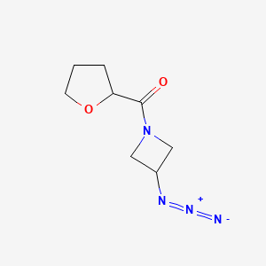 molecular formula C8H12N4O2 B1476105 (3-叠氮乙酰胺-1-基)(四氢呋喃-2-基)甲烷酮 CAS No. 2098079-85-5