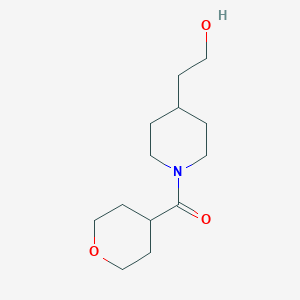 molecular formula C13H23NO3 B1476187 (4-(2-hydroxyethyl)piperidin-1-yl)(tetrahydro-2H-pyran-4-yl)methanone CAS No. 2097978-74-8