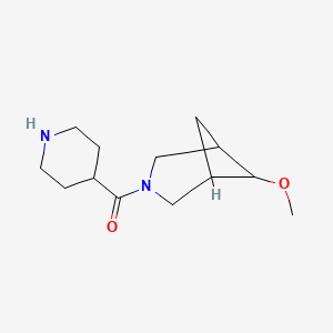 molecular formula C13H22N2O2 B1476236 (6-Methoxy-3-azabicyclo[3.1.1]heptan-3-yl)(piperidin-4-yl)methanone CAS No. 2098090-35-6