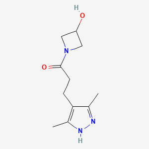 molecular formula C11H17N3O2 B1476329 3-(3,5-dimethyl-1H-pyrazol-4-yl)-1-(3-hydroxyazetidin-1-yl)propan-1-one CAS No. 2097953-66-5