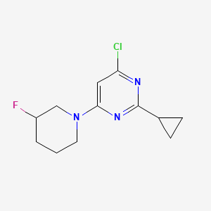 molecular formula C12H15ClFN3 B1476461 4-Cloro-2-ciclopropil-6-(3-fluoropiperidin-1-il)pirimidina CAS No. 2008410-70-4