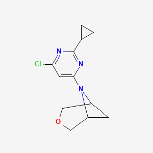 molecular formula C12H14ClN3O B1476771 6-(6-Chloro-2-cyclopropylpyrimidin-4-yl)-3-oxa-6-azabicyclo[3.1.1]heptane CAS No. 2098122-53-1
