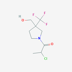 molecular formula C9H13ClF3NO2 B1477277 2-Chloro-1-(3-(hydroxymethyl)-3-(trifluoromethyl)pyrrolidin-1-yl)propan-1-one CAS No. 2090913-75-8