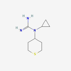 molecular formula C9H17N3S B1477560 1-环丙基-1-(四氢-2H-硫代吡喃-4-基)胍 CAS No. 2098082-12-1