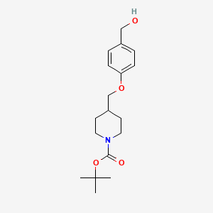 molecular formula C18H27NO4 B1477805 4-(4-Hydroxymethylphenoxymethyl)-piperidine-1-carboxylic acid tert-butyl ester CAS No. 1809267-01-3