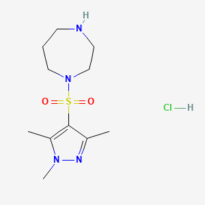 molecular formula C11H21ClN4O2S B1478203 1-((1,3,5-trimethyl-1H-pyrazol-4-yl)sulfonyl)-1,4-diazepane hydrochloride CAS No. 1590731-55-7