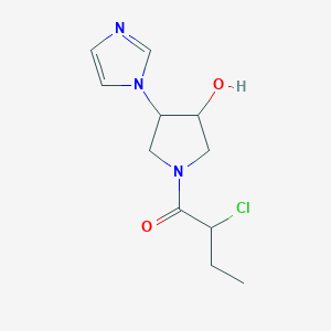 molecular formula C11H16ClN3O2 B1478296 2-chloro-1-(3-hydroxy-4-(1H-imidazol-1-yl)pyrrolidin-1-yl)butan-1-one CAS No. 2098077-66-6