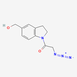 molecular formula C11H12N4O2 B1478526 2-Azido-1-(5-(hydroxymethyl)indolin-1-yl)ethan-1-one CAS No. 2098107-53-8