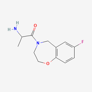 molecular formula C12H15FN2O2 B1478727 2-氨基-1-(7-氟-2,3-二氢苯并[f][1,4]恶杂环-4(5H)-基)丙-1-酮 CAS No. 2097955-29-6
