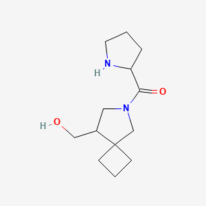 molecular formula C13H22N2O2 B1478960 8-(Hydroxymethyl)-6-prolyl-6-azaspiro[3.4]octane CAS No. 2097949-68-1