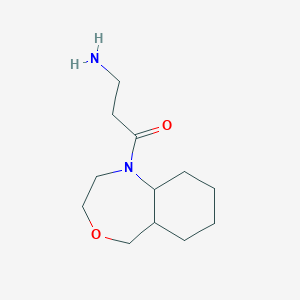 molecular formula C12H22N2O2 B1478963 3-amino-1-(octahydrobenzo[e][1,4]oxazepin-1(5H)-yl)propan-1-one CAS No. 2098072-32-1