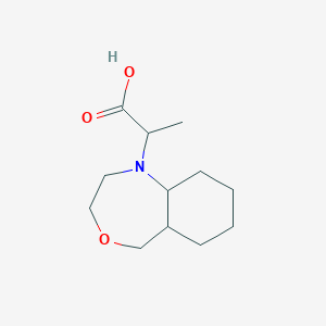 molecular formula C12H21NO3 B1478986 2-(octahydrobenzo[e][1,4]oxazepin-1(5H)-yl)propanoic acid CAS No. 2097946-69-3