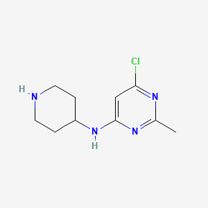 molecular formula C10H15ClN4 B1479061 6-chloro-2-methyl-N-(piperidin-4-yl)pyrimidin-4-amine CAS No. 1211524-07-0
