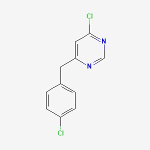 molecular formula C11H8Cl2N2 B1479288 4-氯-6-(4-氯苄基)嘧啶 CAS No. 2092286-02-5
