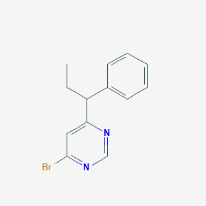 molecular formula C13H13BrN2 B1479289 4-溴-6-(1-苯基丙基)嘧啶 CAS No. 2091635-85-5