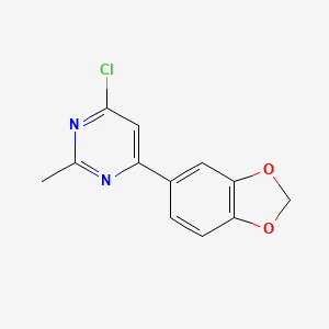 molecular formula C12H9ClN2O2 B1479341 4-(苯并[d][1,3]二氧杂环-5-基)-6-氯-2-甲基嘧啶 CAS No. 2098026-00-5