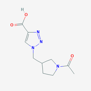 molecular formula C10H14N4O3 B1479451 1-((1-acetylpyrrolidin-3-yl)methyl)-1H-1,2,3-triazole-4-carboxylic acid CAS No. 2097995-55-4