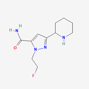 molecular formula C11H17FN4O B1479639 1-(2-fluoroethyl)-3-(piperidin-2-yl)-1H-pyrazole-5-carboxamide CAS No. 2098070-64-3