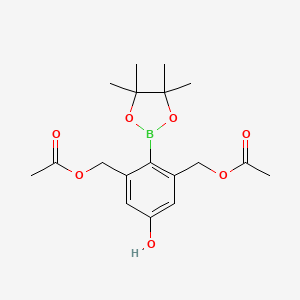 (5-Hydroxy-2-(4,4,5,5-tetramethyl-1,3,2-dioxaborolan-2-yl)-1,3-phenylene)bis(methylene) diacetate